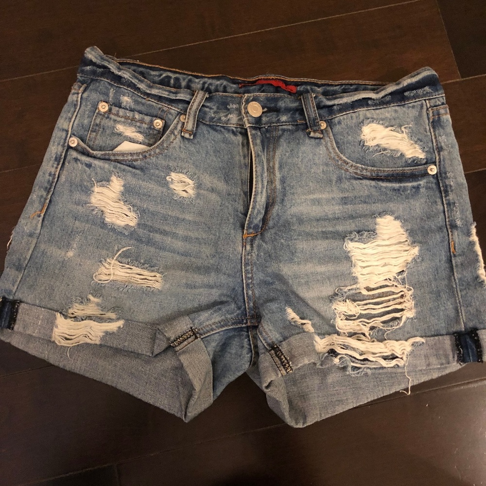 Boyfriend jean mini shorts with cuffed bottoms